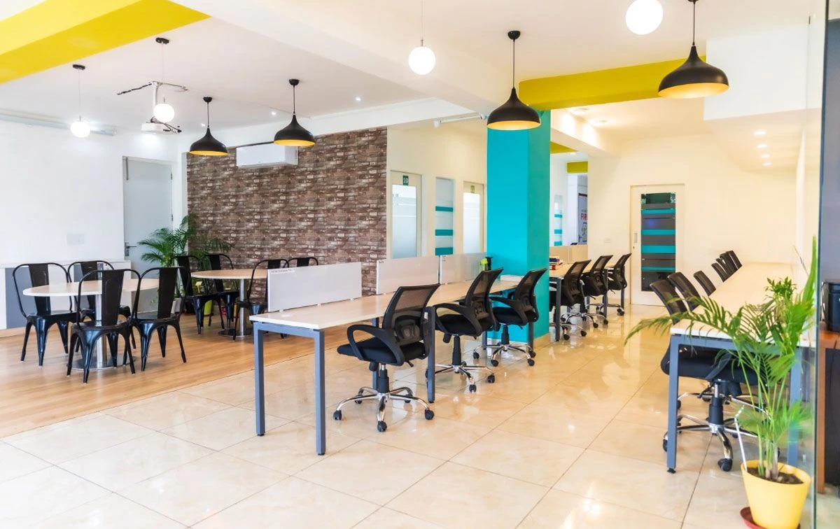 Best Coworking Office Space Options for Businesses in Sushant Lok