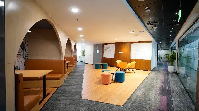 Spring House Workspaces SHGU014
