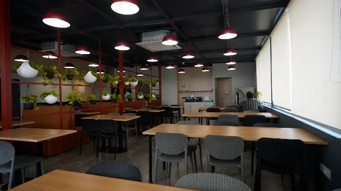 Spring House Workspaces SHGU012